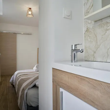 Apartamento Charmante Maison Pour 4 Au Coeur De Valenciennes