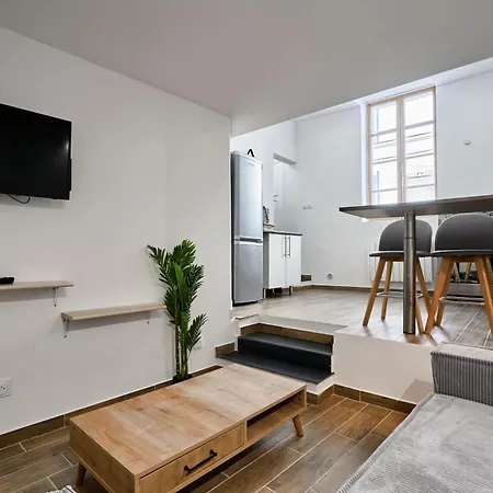 Appartement Charmante Maison Pour 4 Au Coeur De *